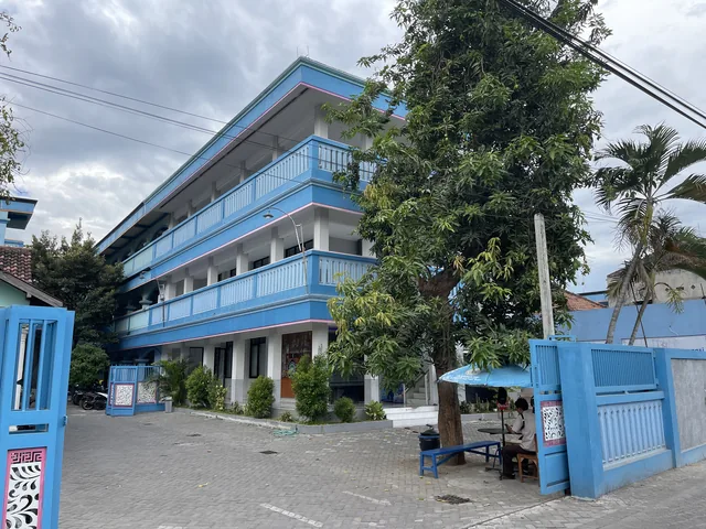 Tampak depan gedung Khazanah Ilmu.