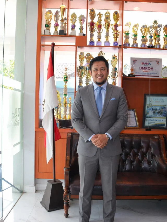 Mohamad Rojii, M.Pd., Kepala SD Khazanah Ilmu